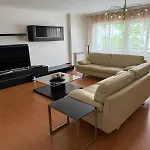 3br Family-sized Flat In Lumiar *