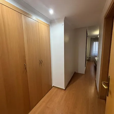 Apartment 3br Family-sized Flat In Lumiar Lisbon