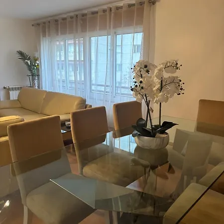 3br Family-sized Flat In Lumiar Apartment