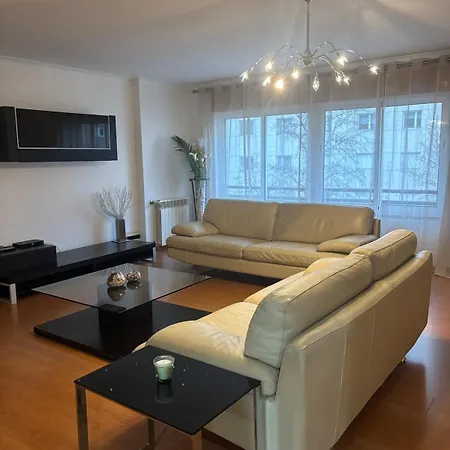 3br Family-sized Flat In Lumiar Apartment *